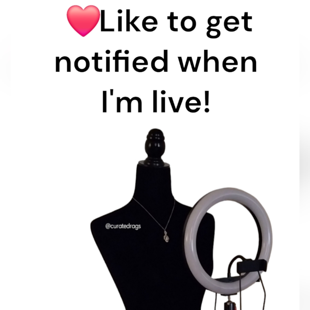 👩🏻‍💻⏰️Get notified when I go live!🛍️